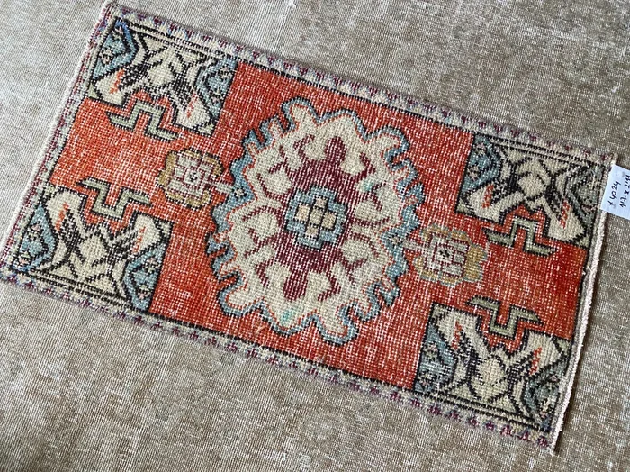 1’7 x 2’11 Vintage Turkish Oushak Mat Rug Muted Rust, Blue, Beige + Wine SB ‘4024