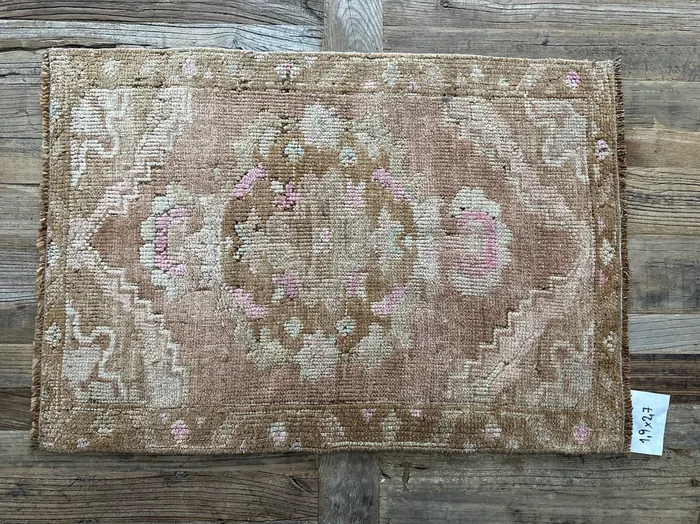 1’9 x 2’7 Antique Kars Rug Muted Warm Camel Brown & Pink ‘4858