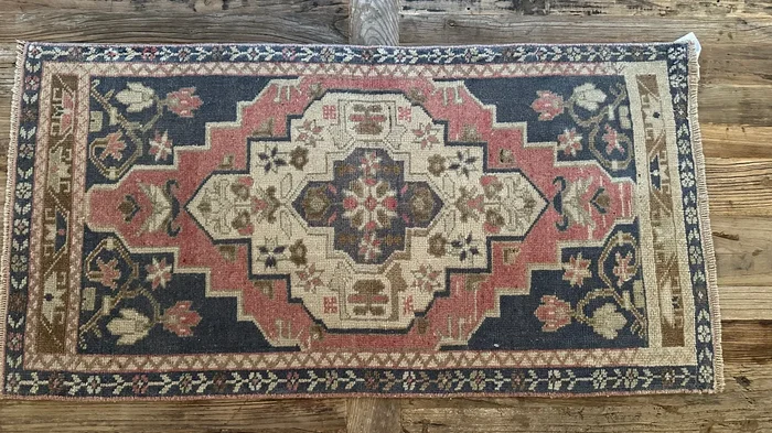 1’9 x 3’5 Vintage Taspinar Rug Muted Navy, Rose & Beige ‘5391