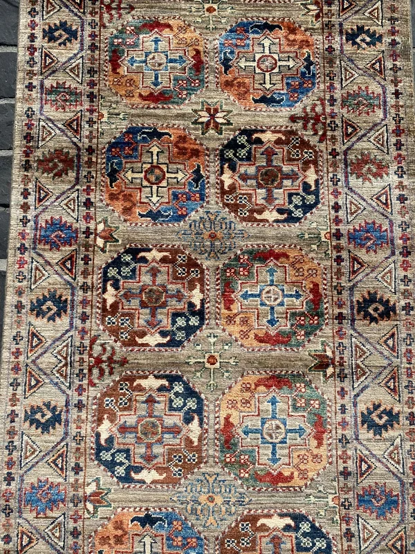 1022/22-77 Afgan Rug 2’9″ x 9’8″