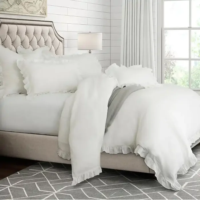 AICO by Michael Amini – Cherry Hill 6pc Queen Duvet Set (92×96) in White – BCS-QD06-CHRYH-WHT