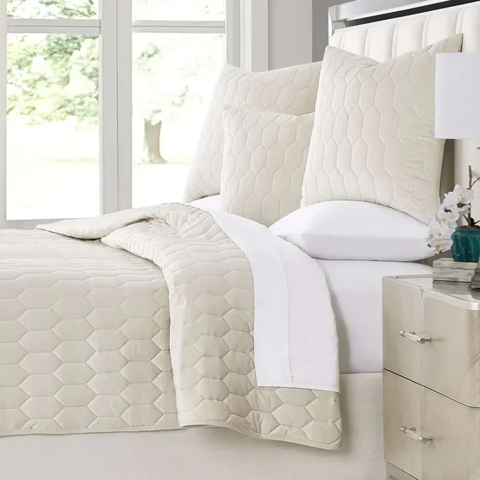 AICO by Michael Amini – Niagara 3-Piece Queen Quilt Set – Sand – BCS-QQT3-NIAGRA-SND