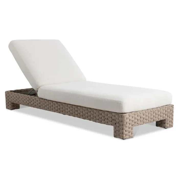 Bernhardt – Trieste Outdoor Chaise – O1419A