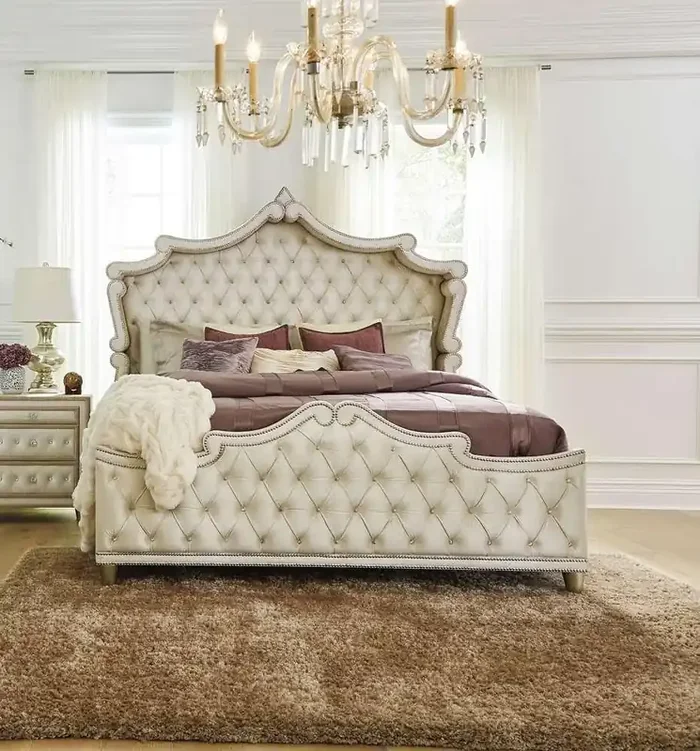 Coaster – Antonella Queen Bed – 223521Q