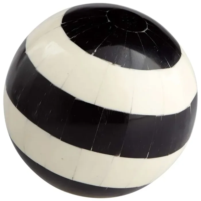 Cyan Design – Bullseye Filler in Black and White – 08048