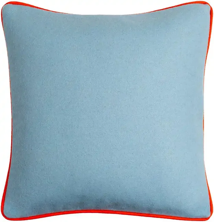 Livabliss – Ackerly 18″Lx18″W Accent Pillow – With Down Insert – AKL006-1818D